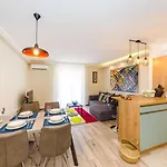 Διαμέρισμα Ema 2br Apt. In Old Town Centre *