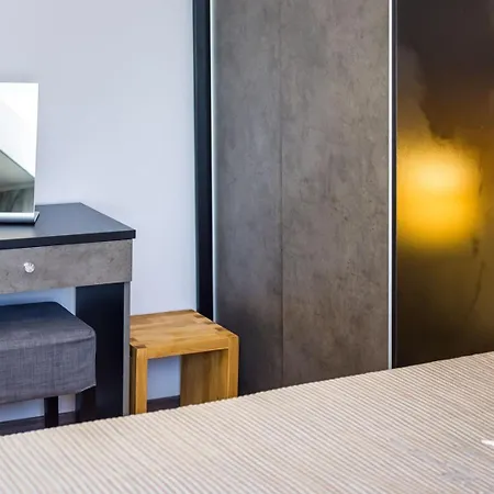 Ema 2br Apt. In Old Town Centre Apartment Zadar