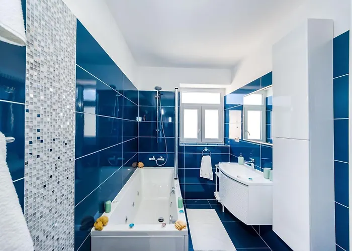 Ema 2br Apt. In Old Town Centre * Задар