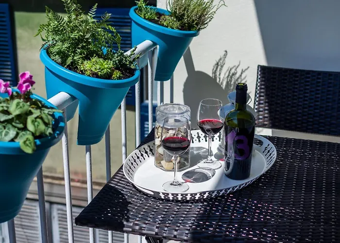 Ema 2br Apt. In Old Town Centre Задар