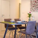 Ema 2br Apt. In Old Town Centre 公寓 *