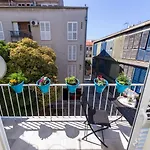 Ema 2br Apt. In Old Town Centre 扎达尔